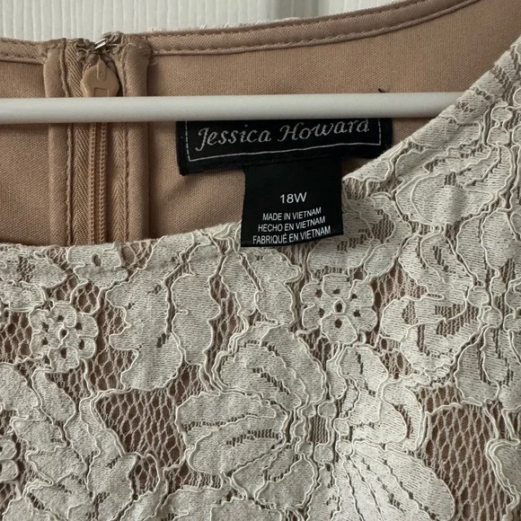 Jessica Howard Lace Dress - Picture 5 of 5